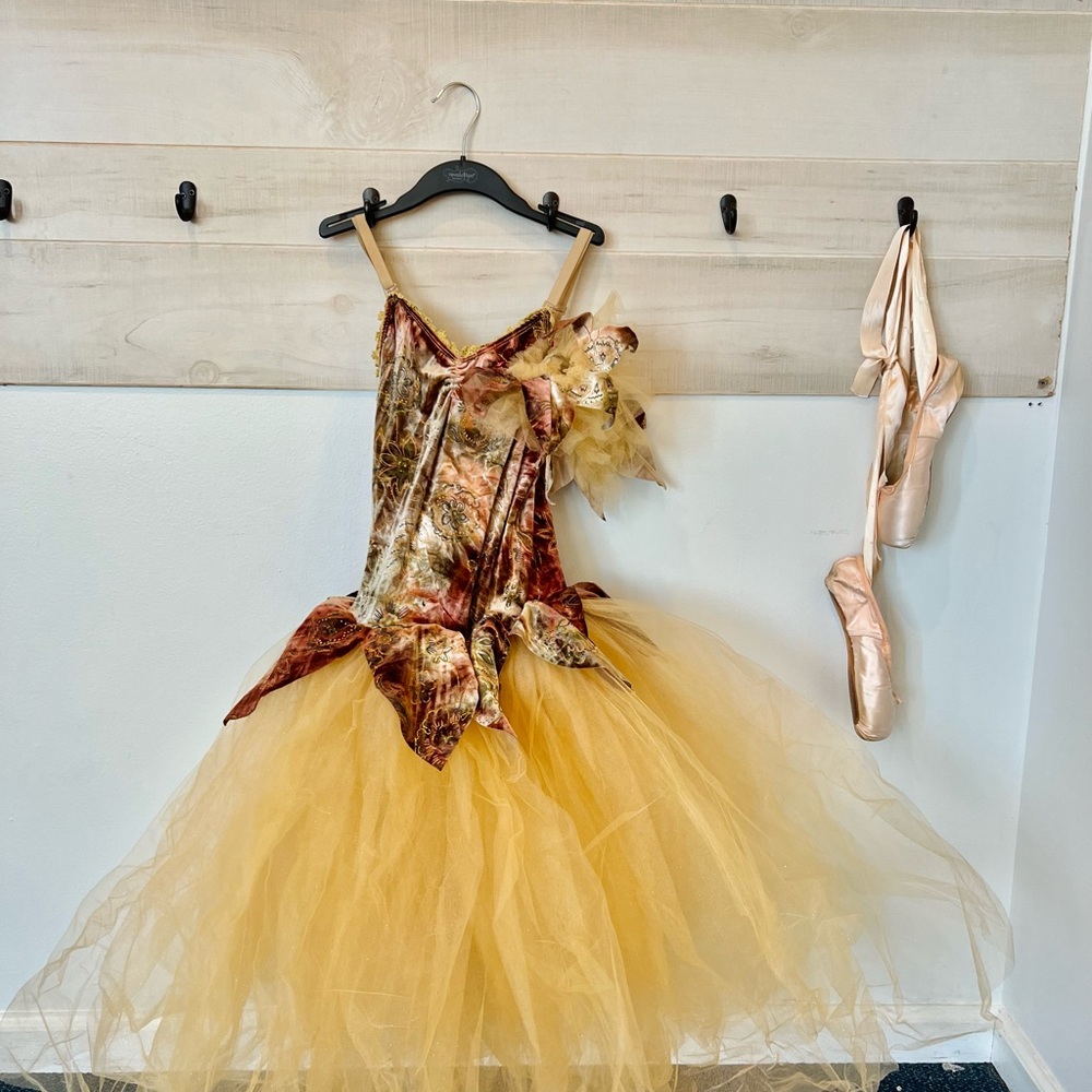 Revolution Dancewear ballet tutu recital performance costume gold/rust, size SA